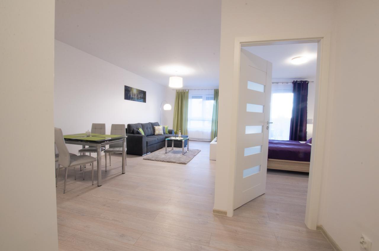 Z Garazem Solna 11c/306 Апартаменти